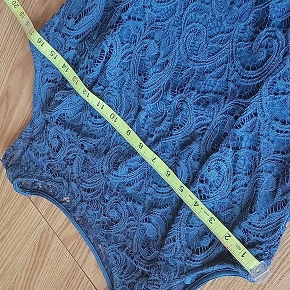 LIZ CLAIRBONE esleveeles roundneck midi dress size 8 color green  lace - Picture 10 of 15